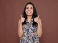 Freelance digital marketer expert in Thrissur giving thumbs up
